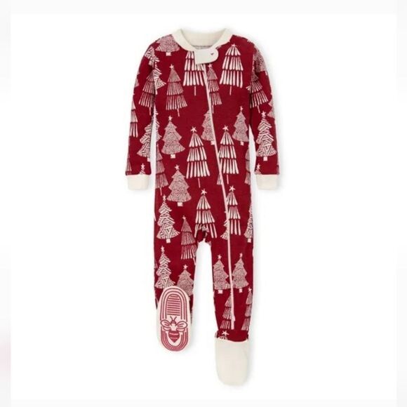 NWOT Christmas Burt's Bees Allover Xmas Tree Print Long-sleeve Pajamas - Picture 1 of 6